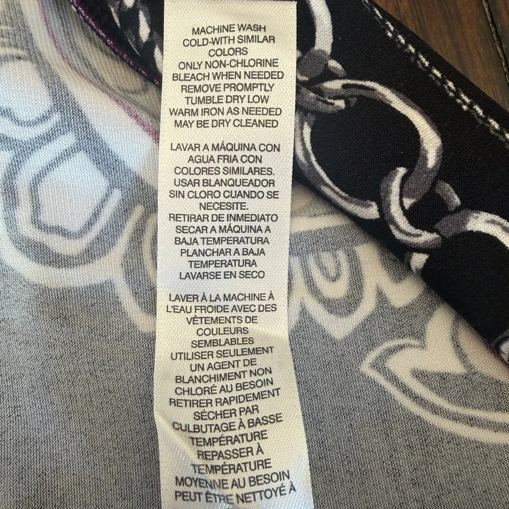 White House Black Market Paisley Chain Link Tunic Top, 3/4 Sleeve, Size Medium - Picture 8 of 10